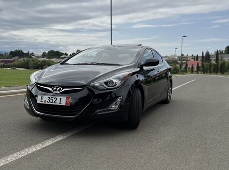 Hyundai Elantra 2015