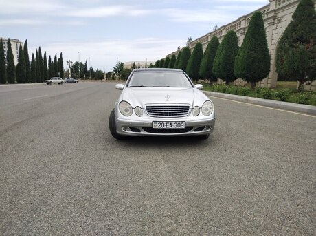 Mercedes E 260 2002
