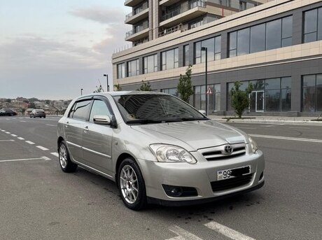 Toyota Corolla 2004