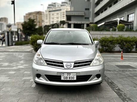 Nissan Tiida 2011