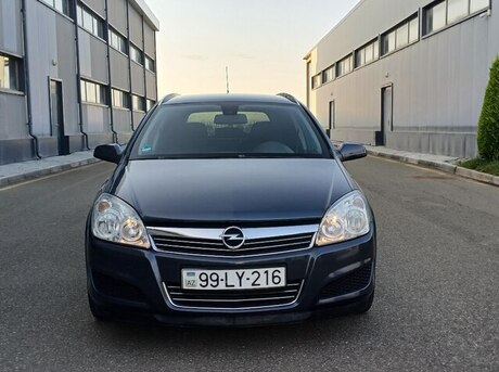 Opel Astra 2008