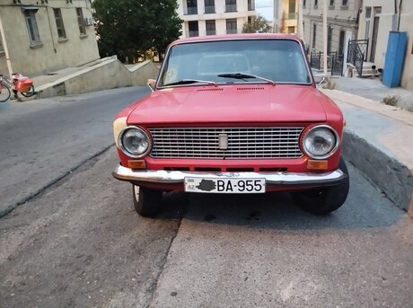 LADA (VAZ) 21011 1981