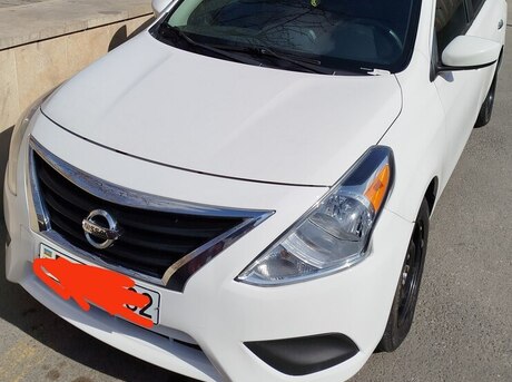 Nissan Versa 2018