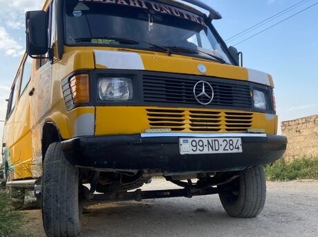 Mercedes 208 D 1994