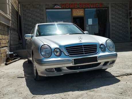 Mercedes E 240 2000