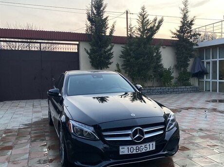 Mercedes  2017