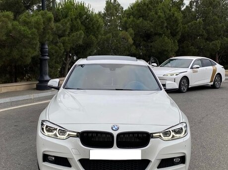 BMW 330 2018