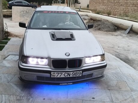 BMW 318 1991
