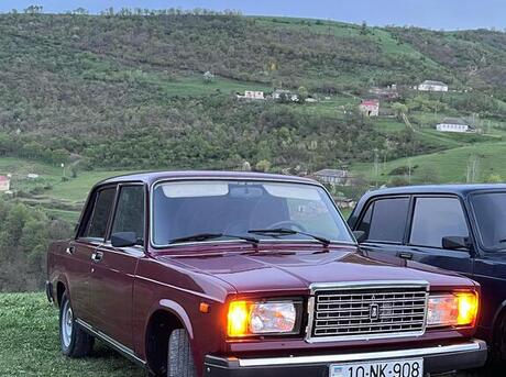 LADA (VAZ) 2107 2004