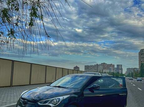 Hyundai Veloster 2011
