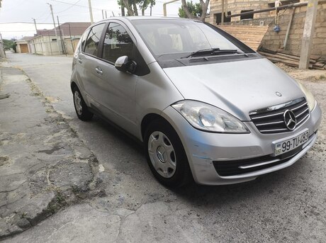 Mercedes A 170 2011
