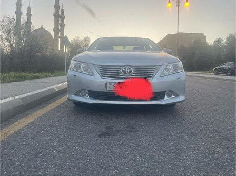 Toyota Camry 2014
