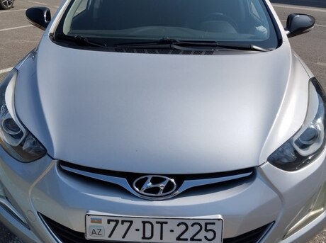 Hyundai Avante 2015