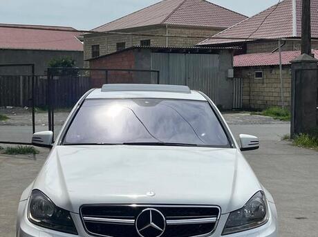 Mercedes C 250