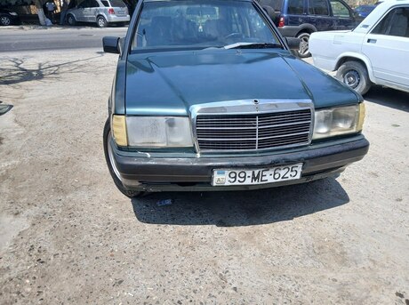 Mercedes 190 1990