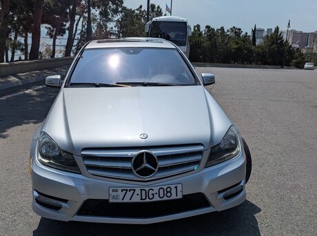 Mercedes C 250