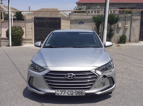 Hyundai Elantra 2017