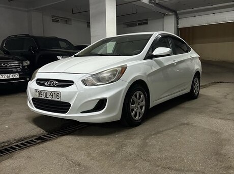 Hyundai Accent 2012
