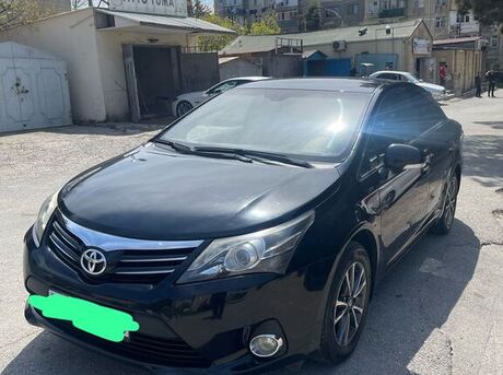 Toyota Avensis 2012