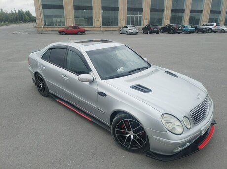 Mercedes E 240 2002