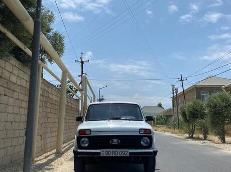 LADA (VAZ) Niva 2013