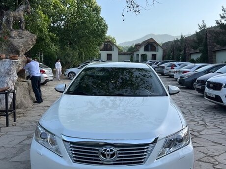 Toyota Camry 2014