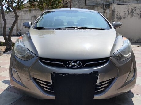 Hyundai Elantra 2013