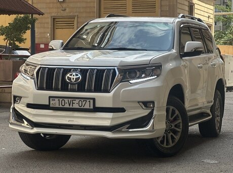 Toyota Land Cruiser Prado 2013