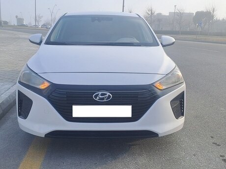 Hyundai IONIQ
