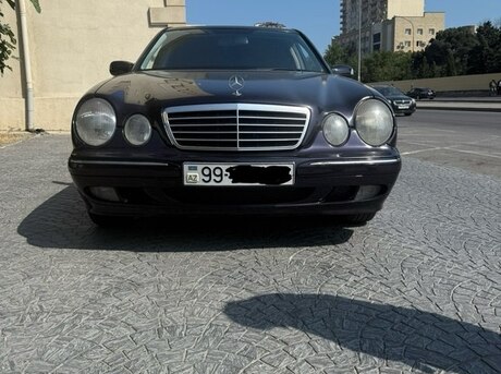 Mercedes E 220 d 2000