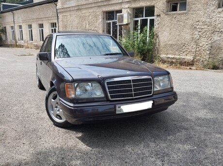 Mercedes E 220 1994