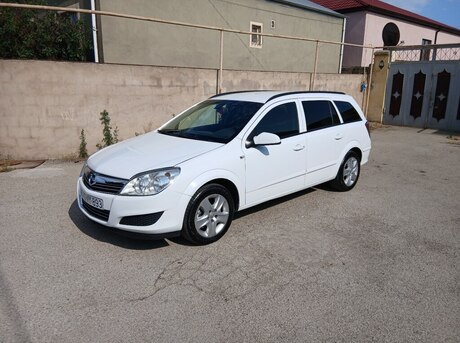 Opel Astra 2008