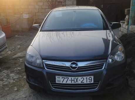 Opel Astra 2009