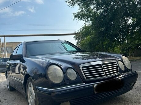 Mercedes E 240 1999