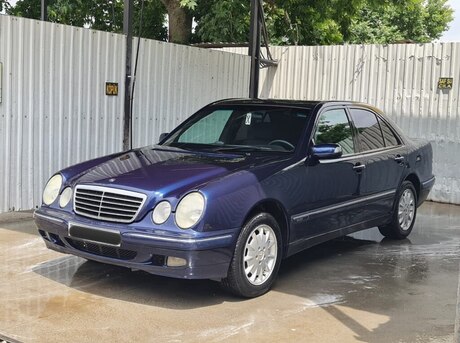 Mercedes E 240 2000