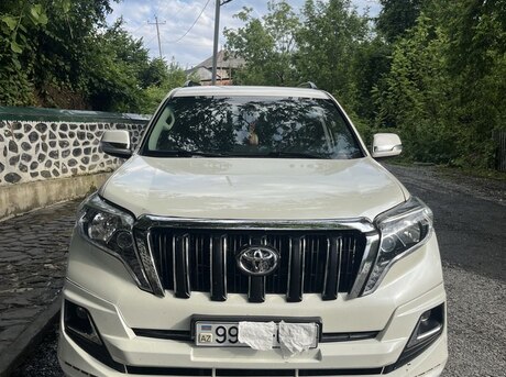 Toyota Land Cruiser Prado 2010