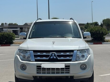 Mitsubishi Pajero 2013