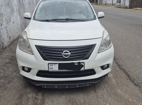 Nissan Sunny 2012