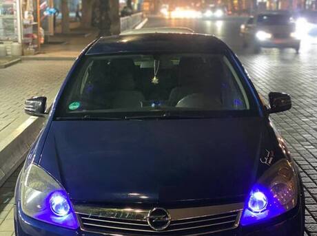 Opel Astra 2009