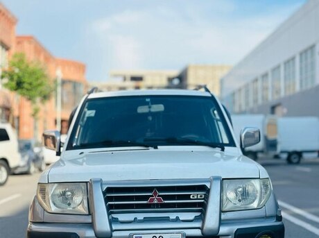 Mitsubishi Pajero 1999