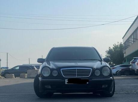 Mercedes E 240 2000