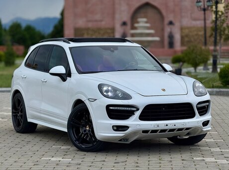 Porsche Cayenne Turbo S