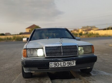 Mercedes 190 1992
