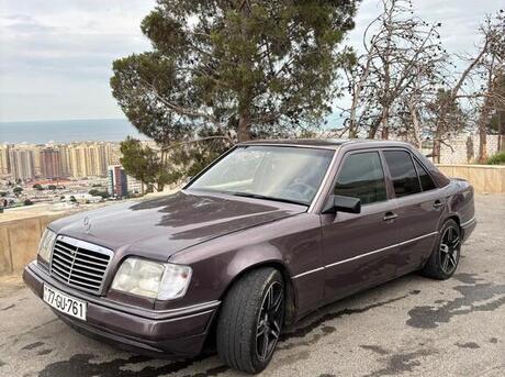 Mercedes E 220 1994