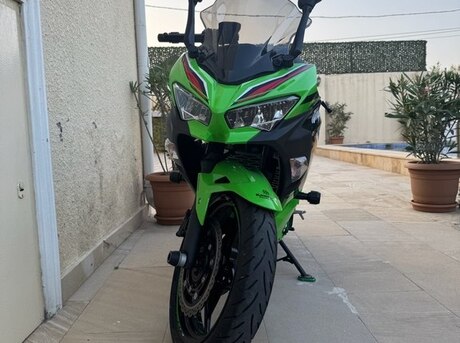 Kawasaki Ninja 400