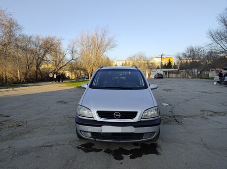 Opel Zafira 2000
