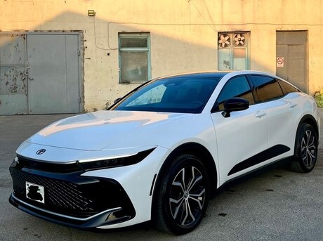 Toyota Crown 2023
