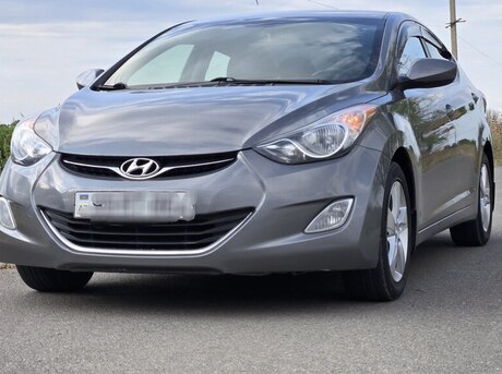 Hyundai Elantra 2013