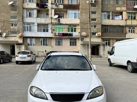 Daewoo Gentra 2014