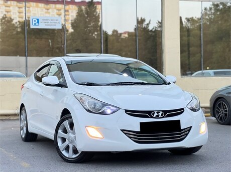 Hyundai Elantra 2013